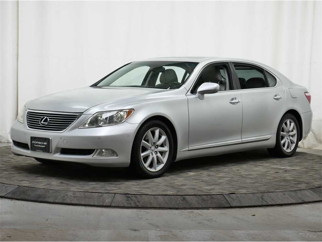 2007 Lexus LS L's photo
