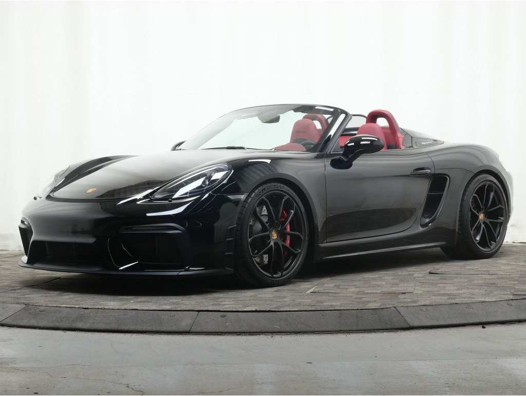 2023 Porsche 718 Spyder