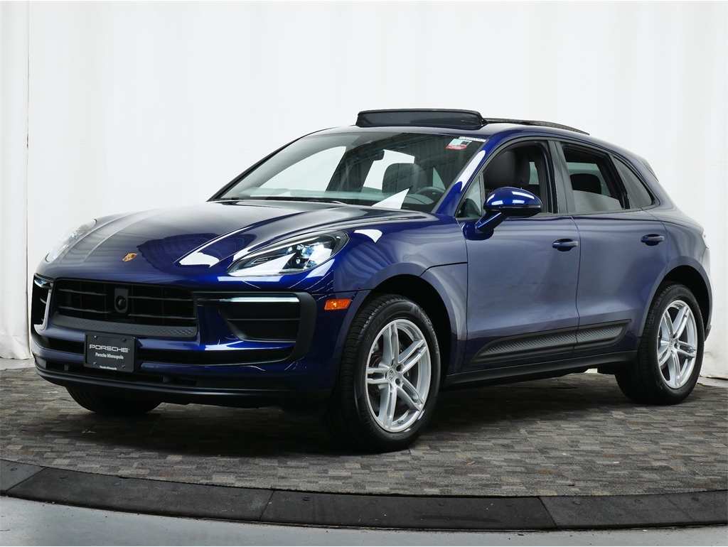 2024 Porsche Macan Base