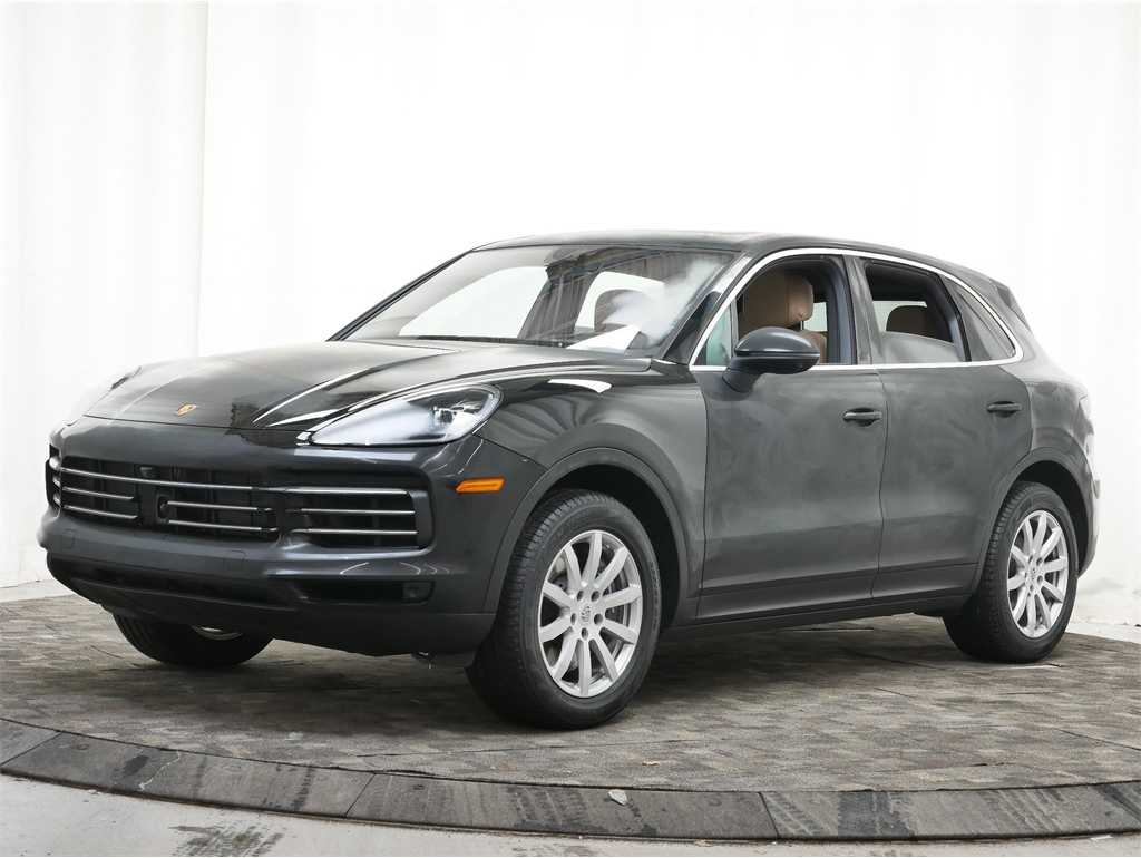2023 Porsche Cayenne Base
