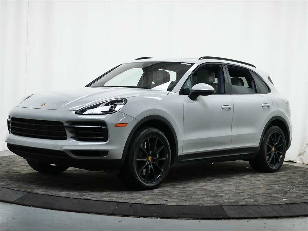 2022 Porsche Cayenne Base