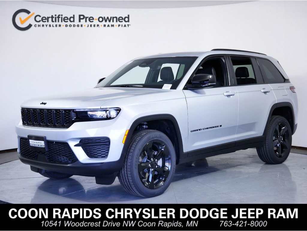 2024 Jeep Grand Cherokee Altitude's photo