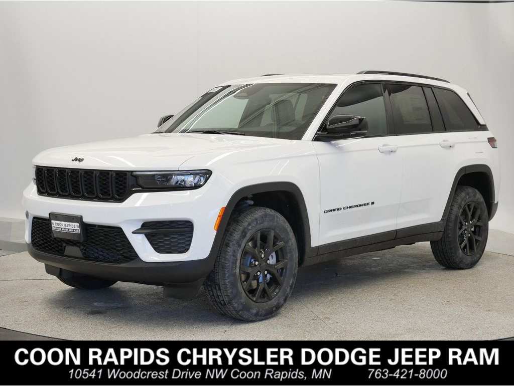 2025 Jeep Grand Cherokee Altitude's photo