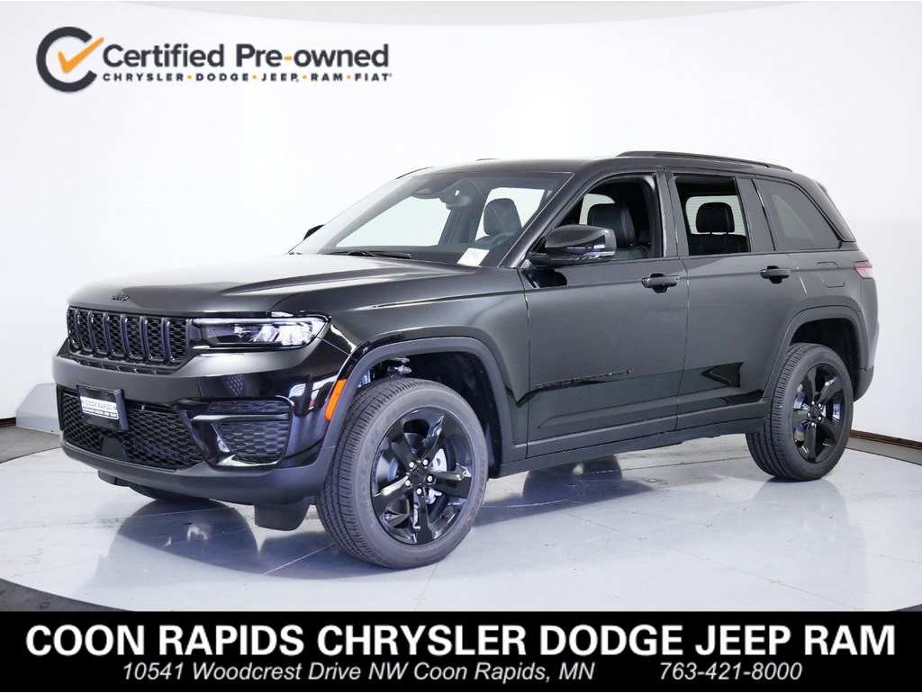 2024 Jeep Grand Cherokee Altitude's photo