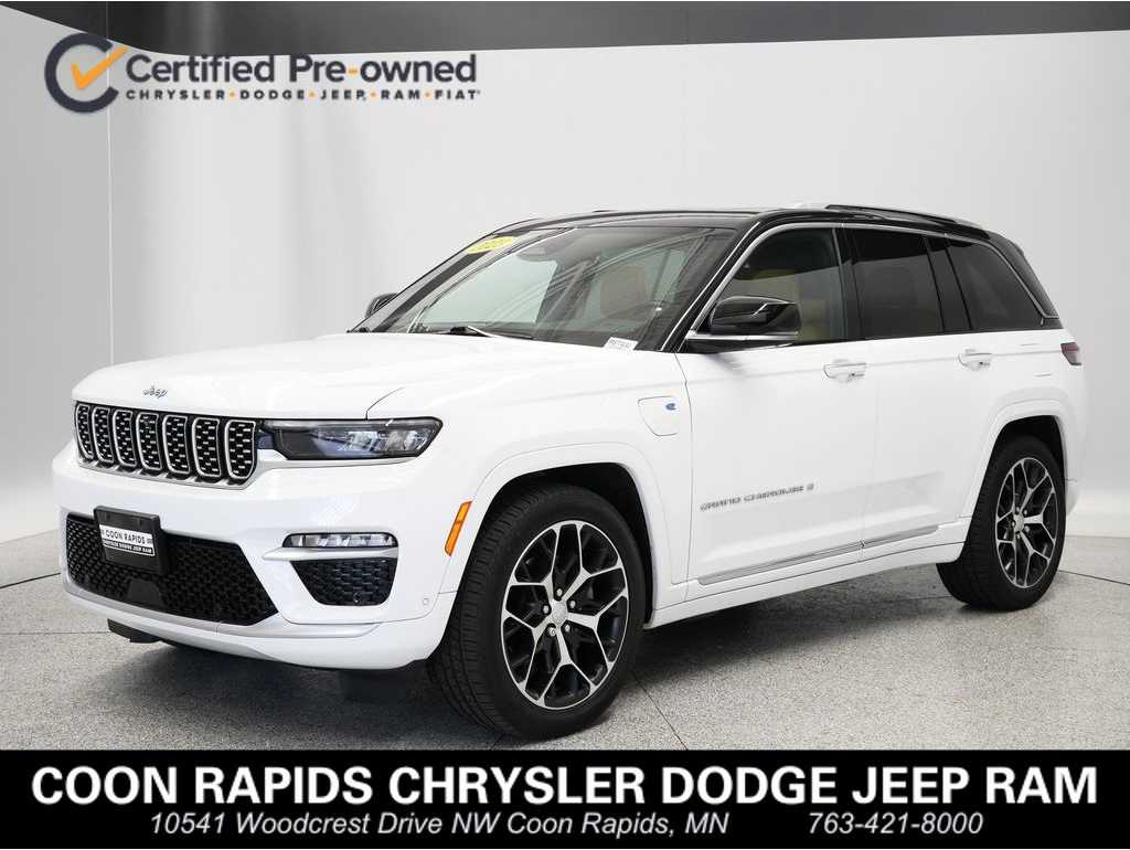 2023 Jeep Grand Cherokee Summit Reserve 4xe's photo