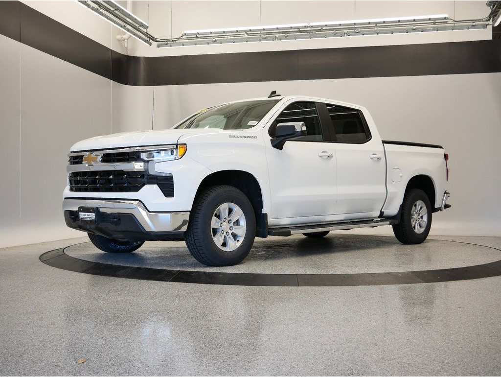 2023 Chevrolet Silverado 1500 LT's photo