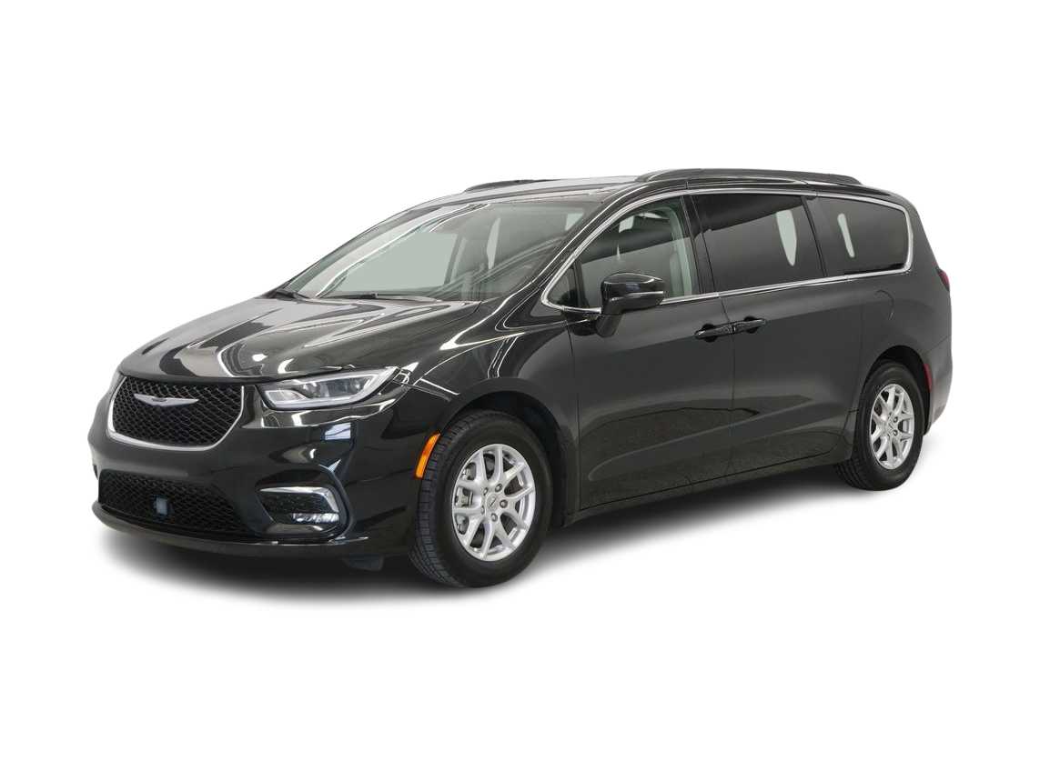 2022 Chrysler Pacifica Touring L -
                Coon Rapids, MN