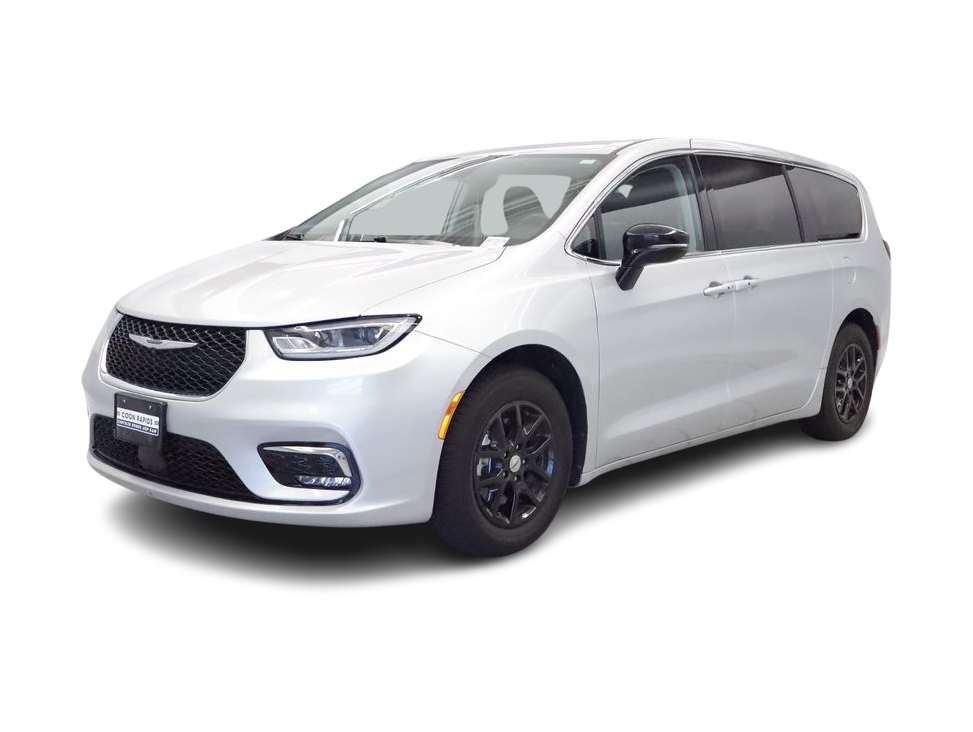 Thumbnail: 2024 Chrysler Pacifica - 1