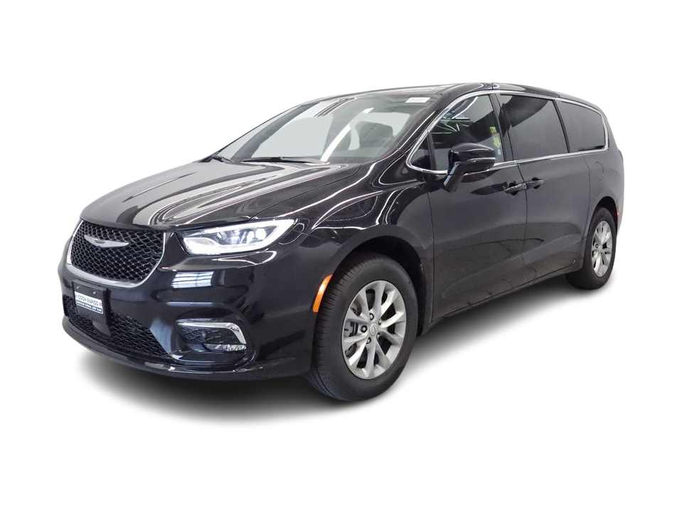 Thumbnail: 2026 Chrysler Pacifica - 1