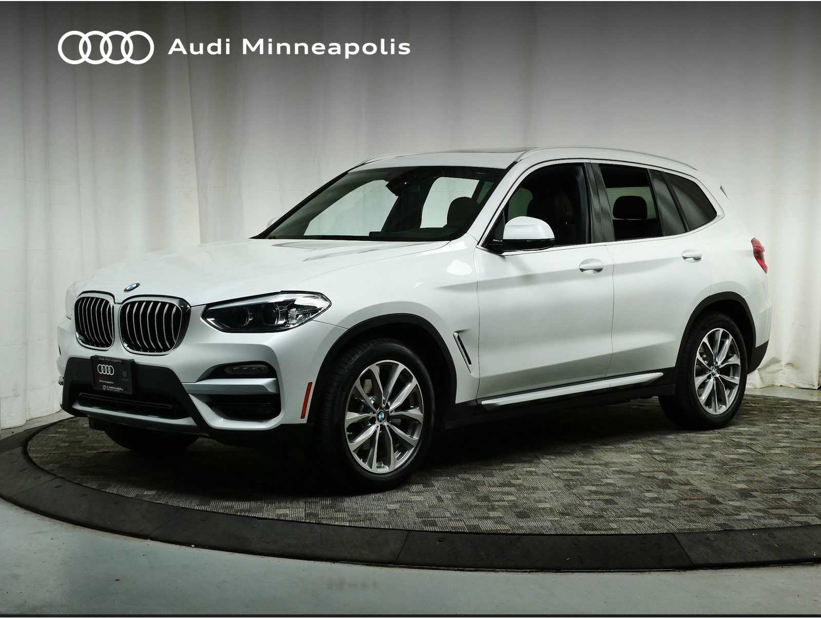 2019 BMW X3 30i's photo