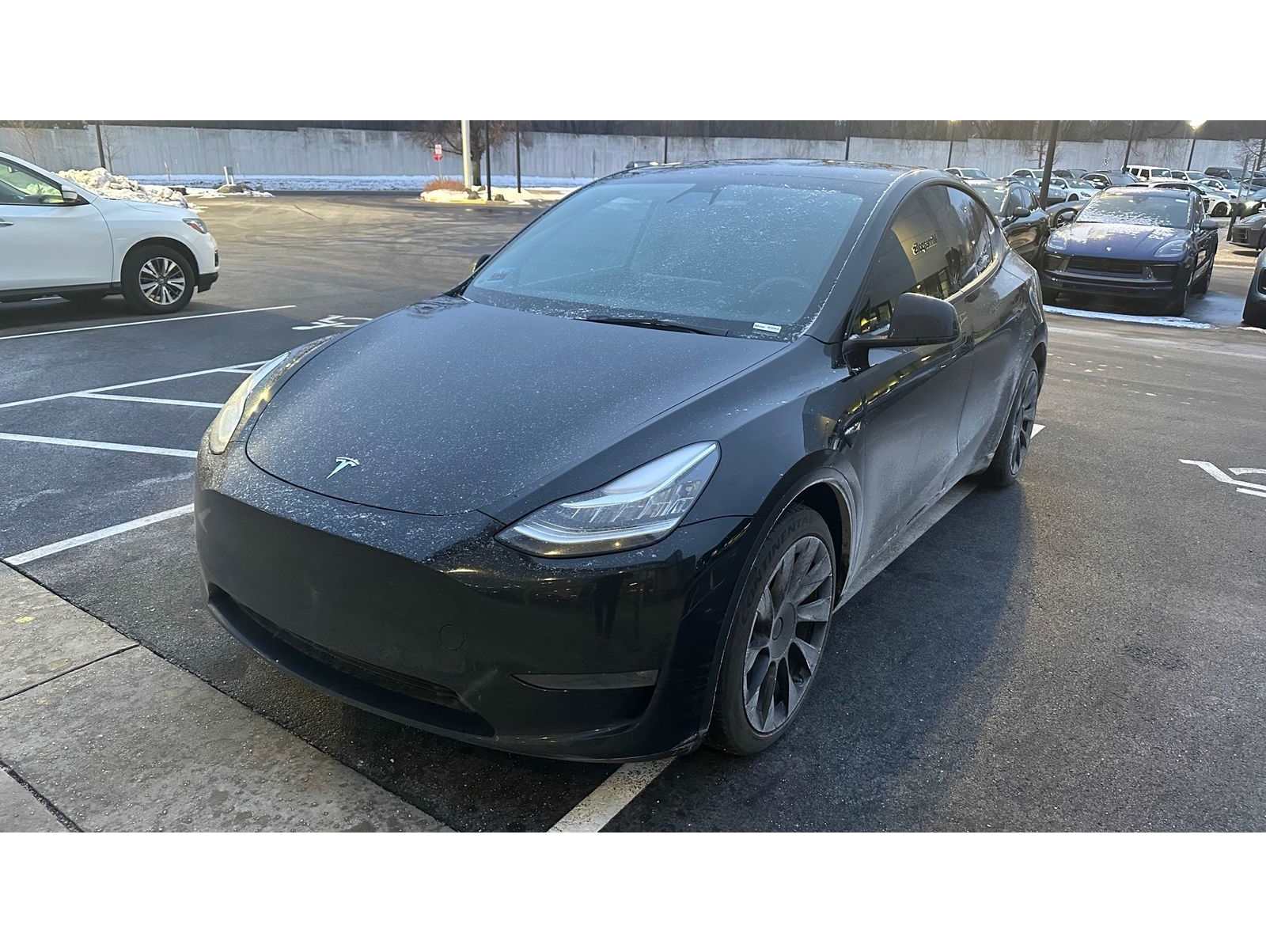 2022 Tesla Model Y Long Range's photo