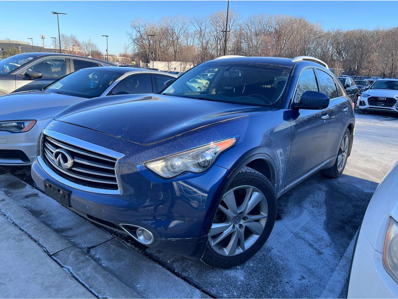 2015 INFINITI QX70 Base's photo