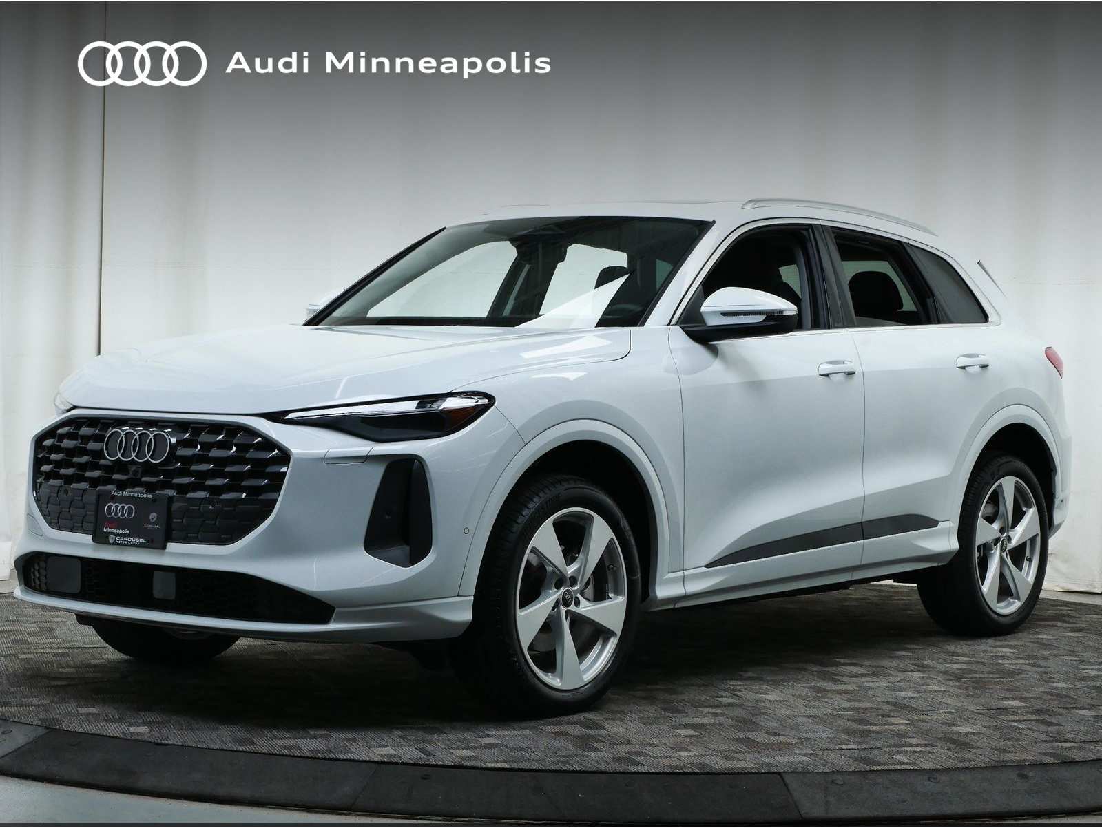 2025 Audi New Q5 Premium Plus's photo