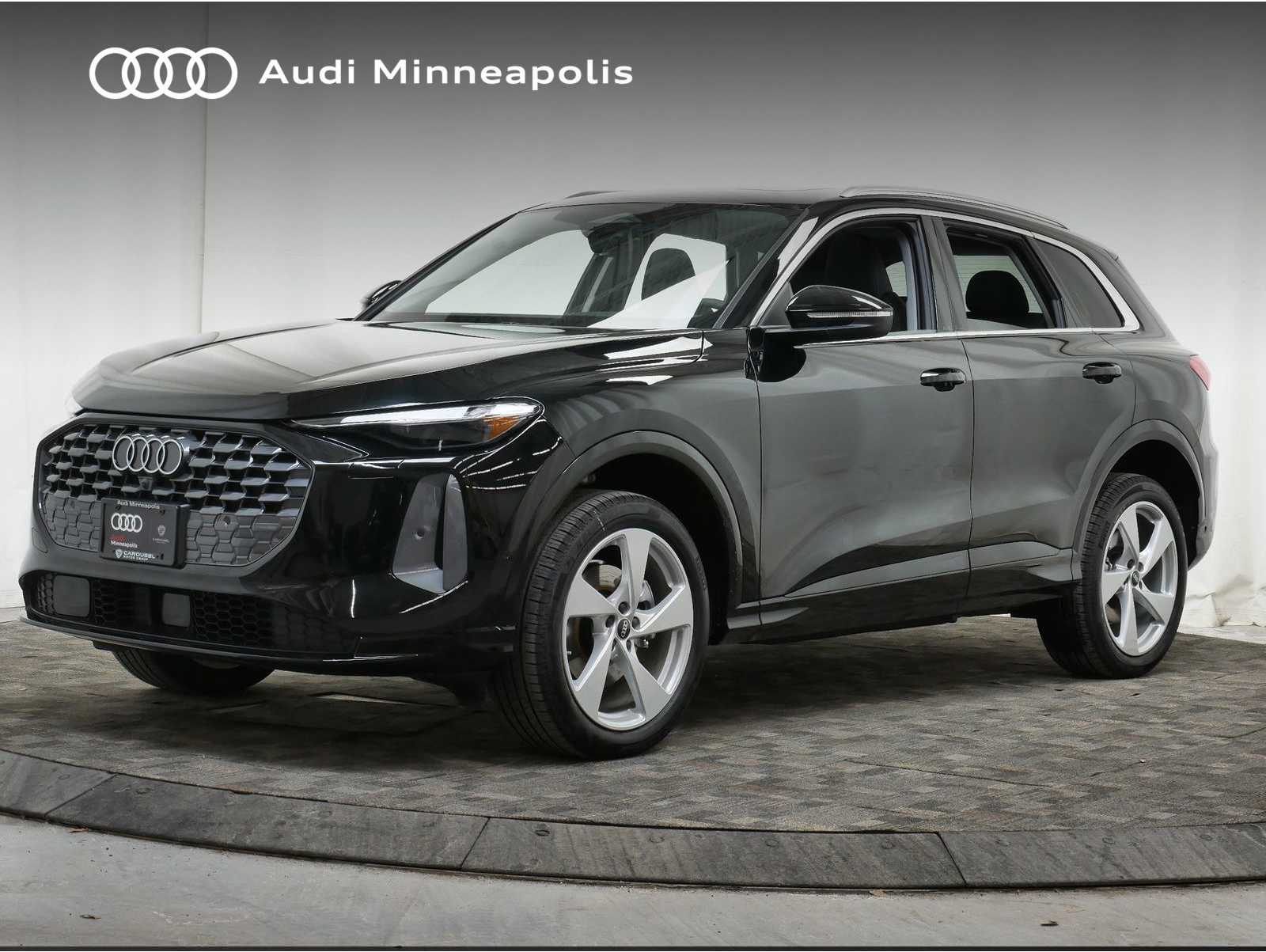 2025 Audi New Q5 Premium Plus's photo