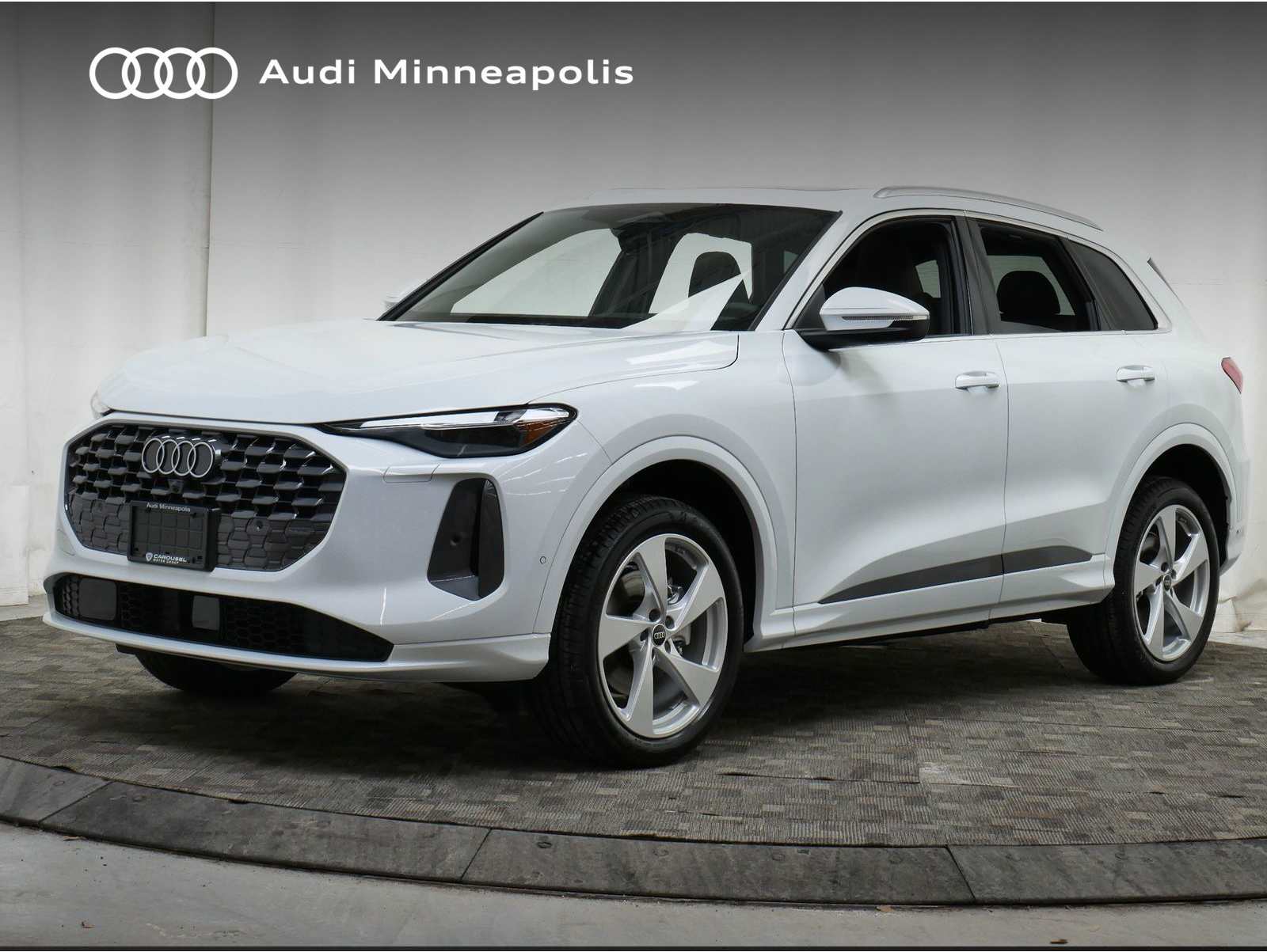 2025 Audi New Q5 Premium Plus's photo