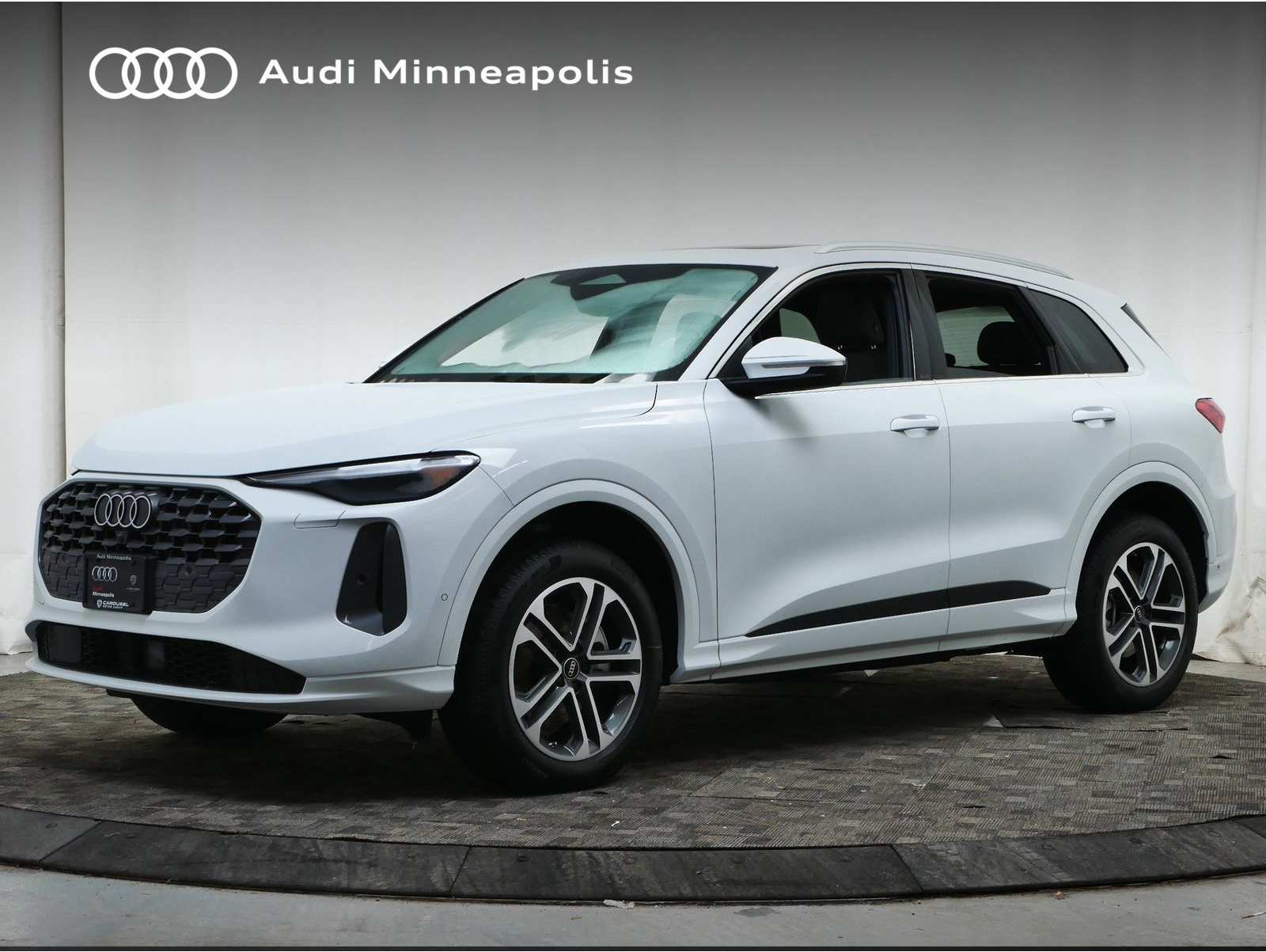 2025 Audi New Q5 Premium Plus's photo