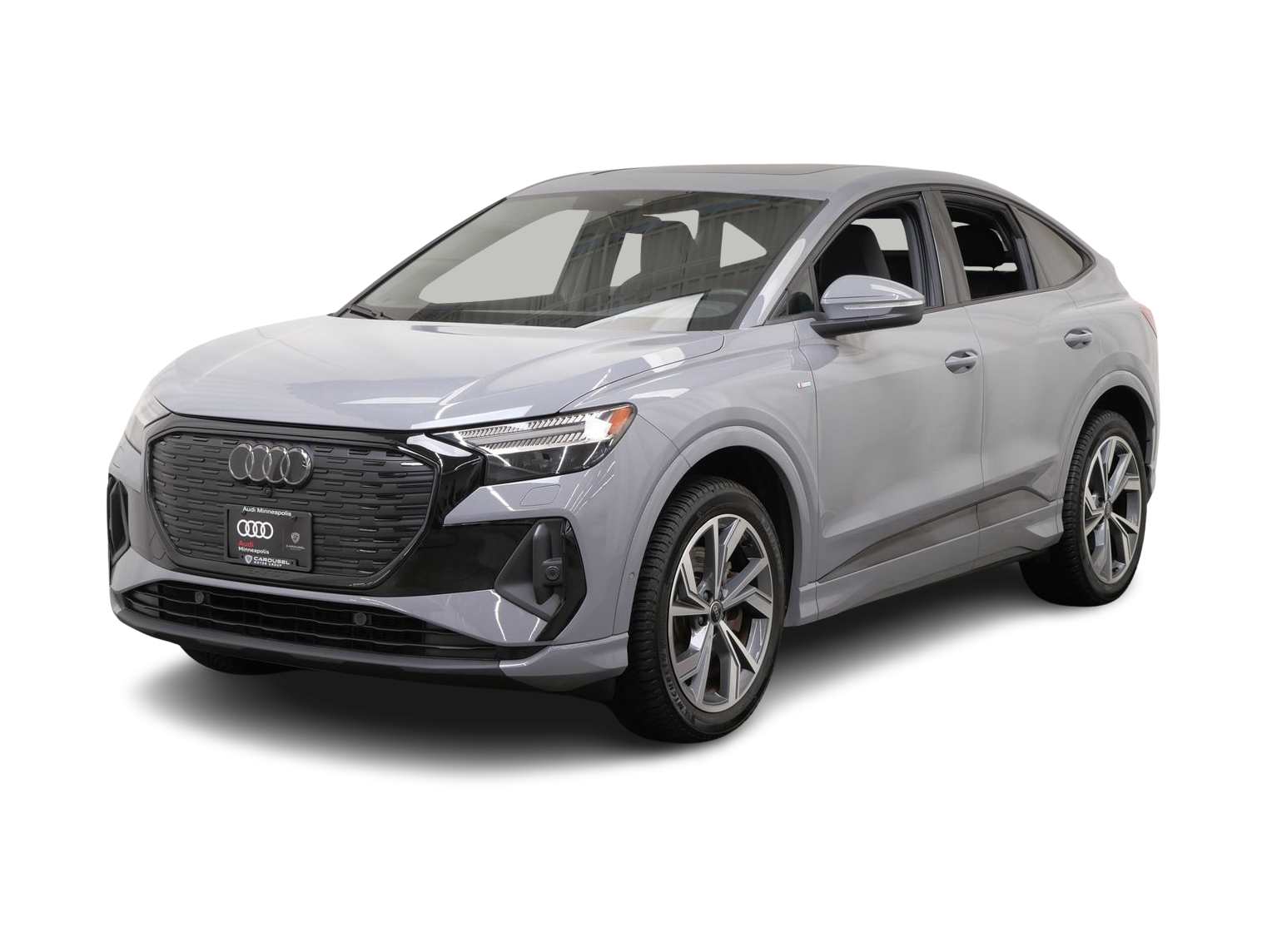 Thumbnail: 2023 Audi Q4 e-tron - 1