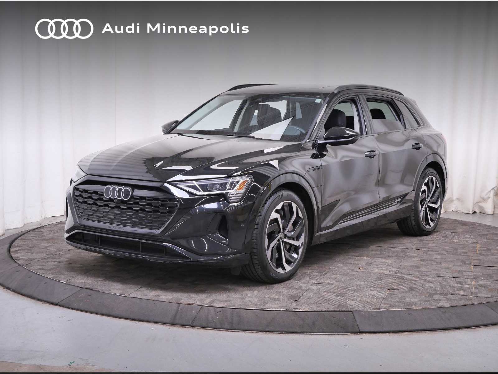 2024 Audi Q8 e-tron