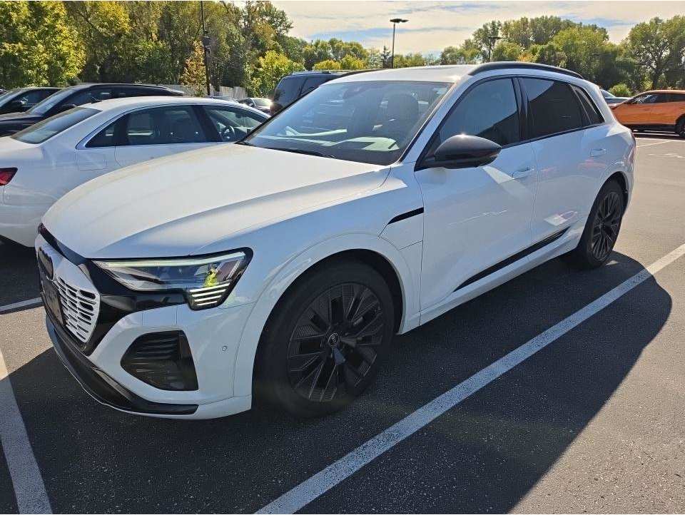 2024 Audi Q8 e-tron