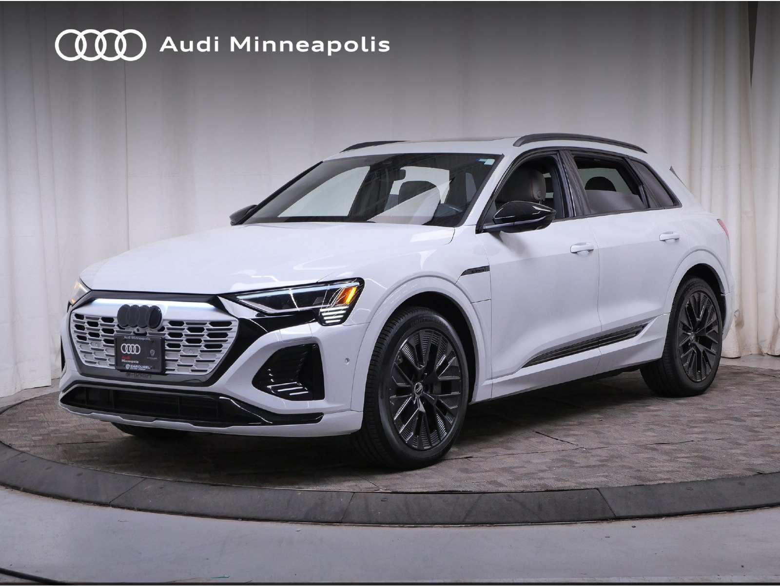 2024 Audi Q8 e-tron