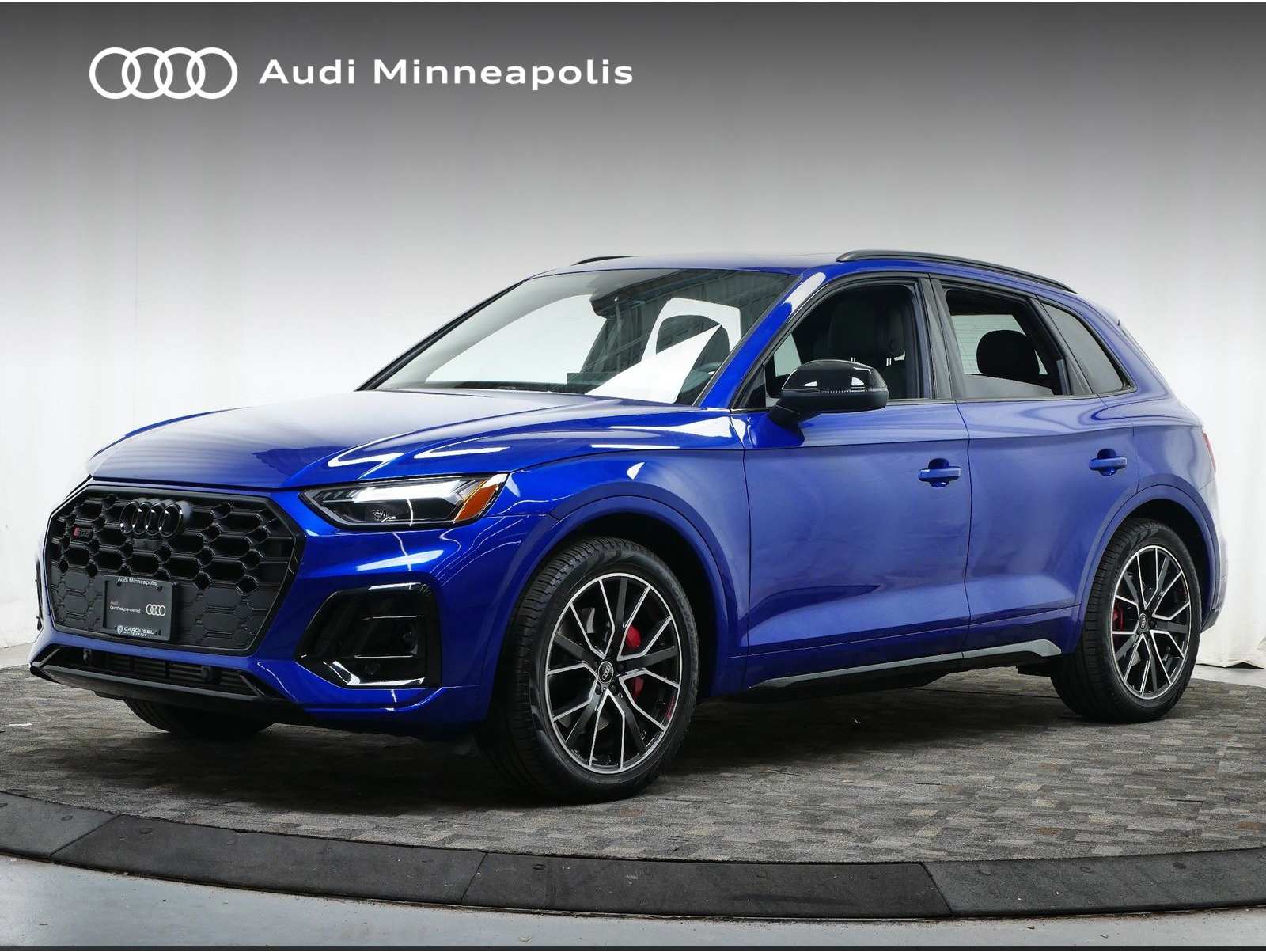 2025 Audi SQ5 Premium Plus's photo