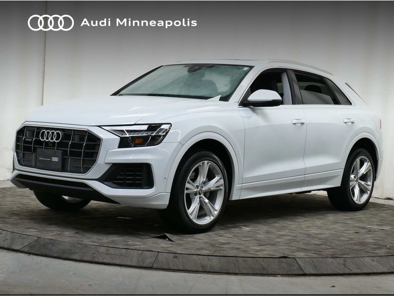 2023 Audi Q8 Premium Plus's photo