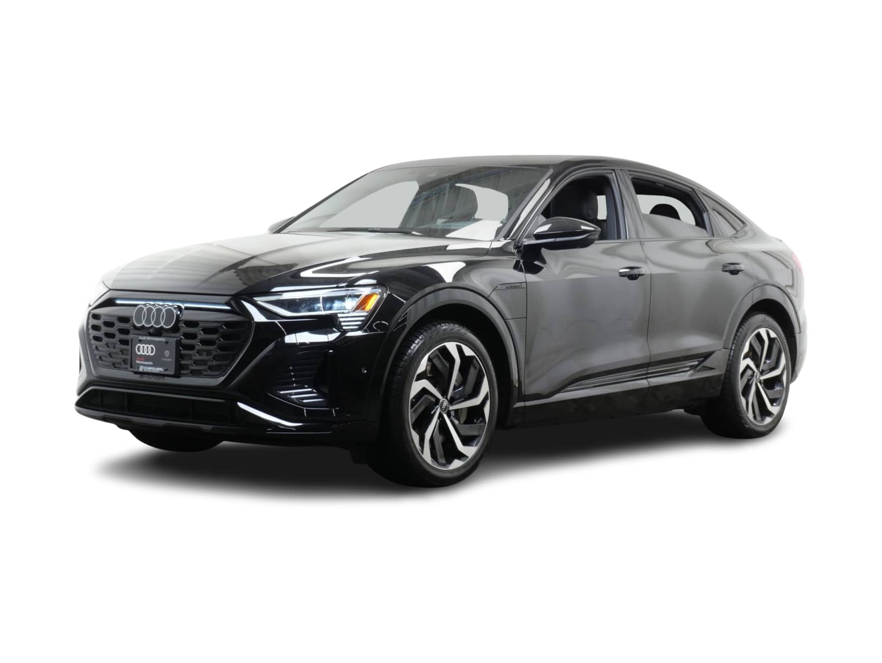 Thumbnail: 2024 Audi Q8 e-tron - 1