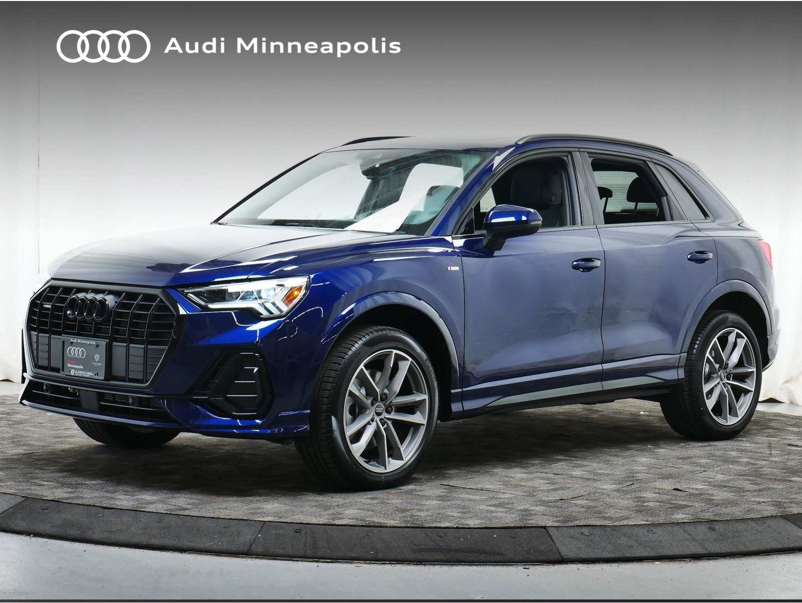 2025 Audi Q3 S Line Premium's photo