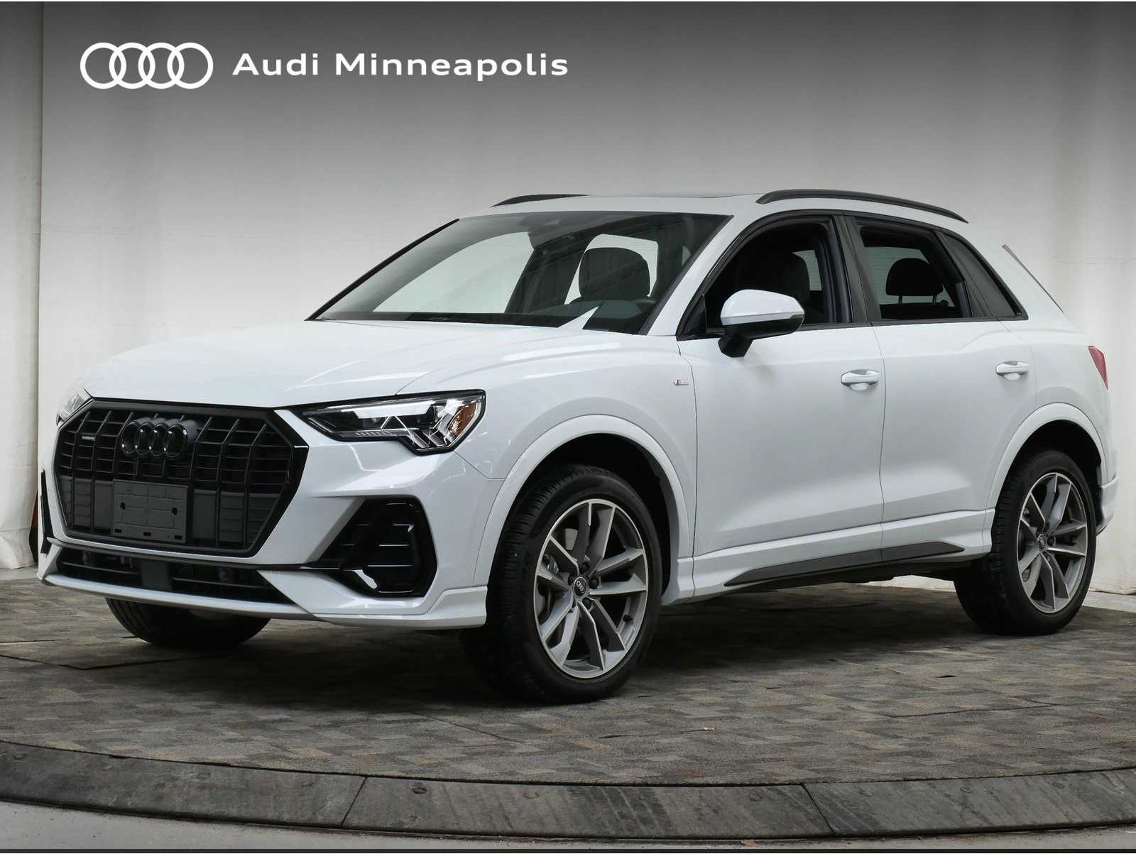 2025 Audi Q3 S Line Premium's photo