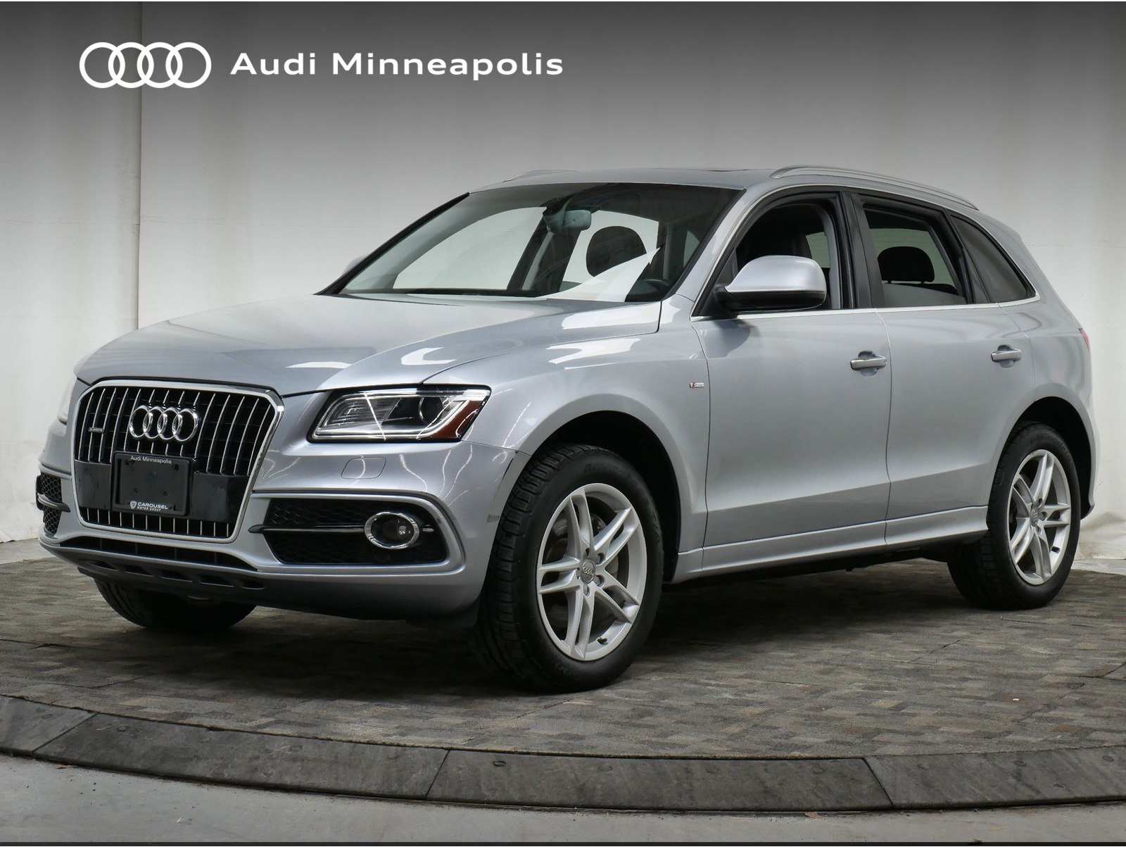 2015 Audi Q5 Premium Plus's photo