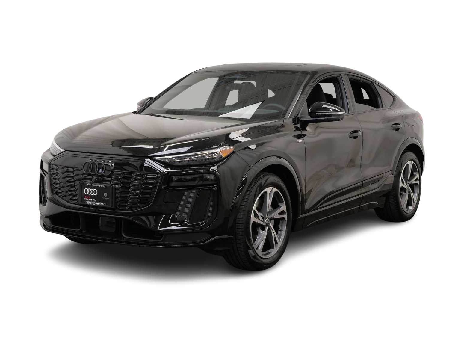 Thumbnail: 2027 Audi Q6 e-tron - 1