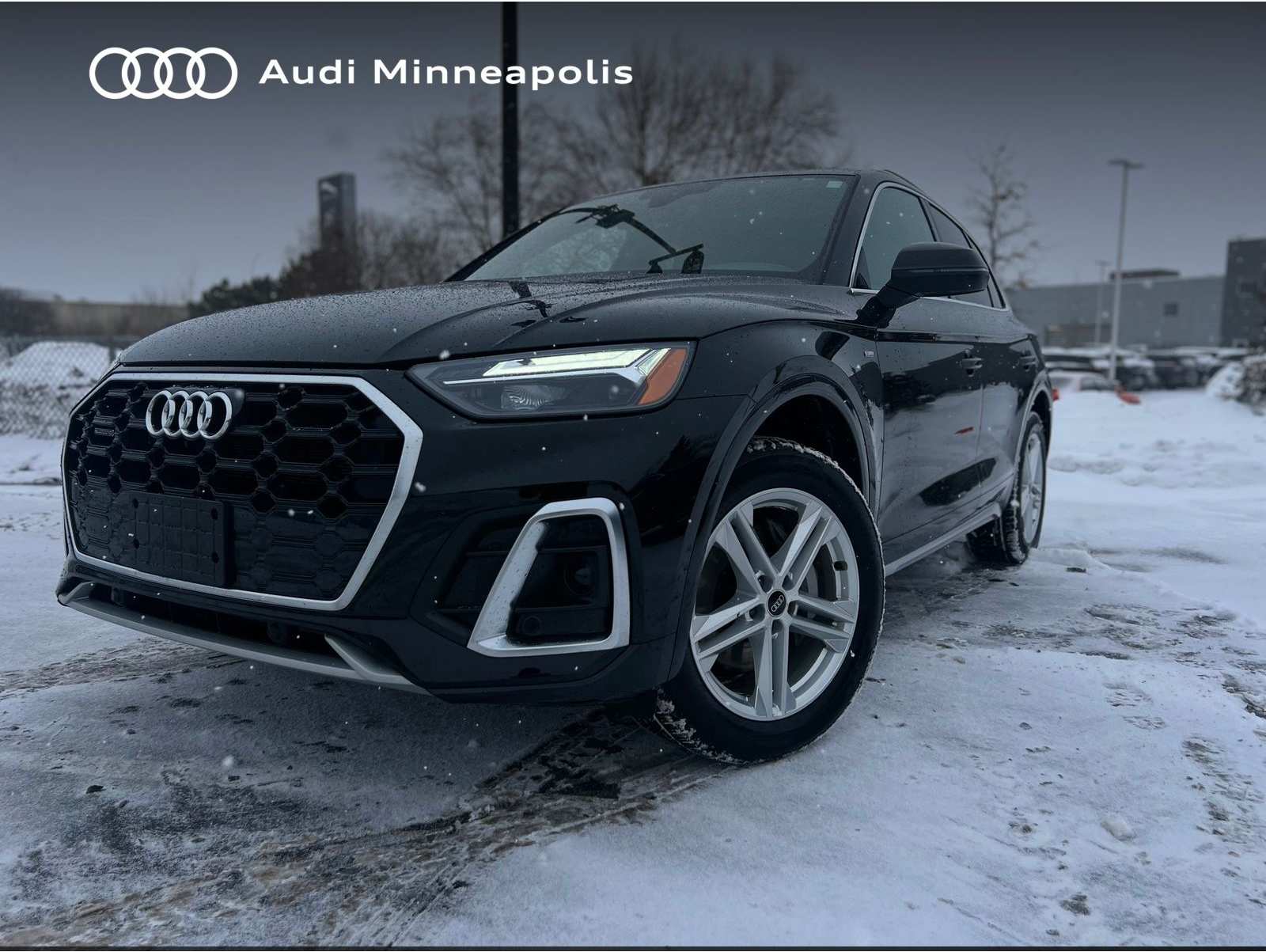 2023 Audi Q5 Premium's photo