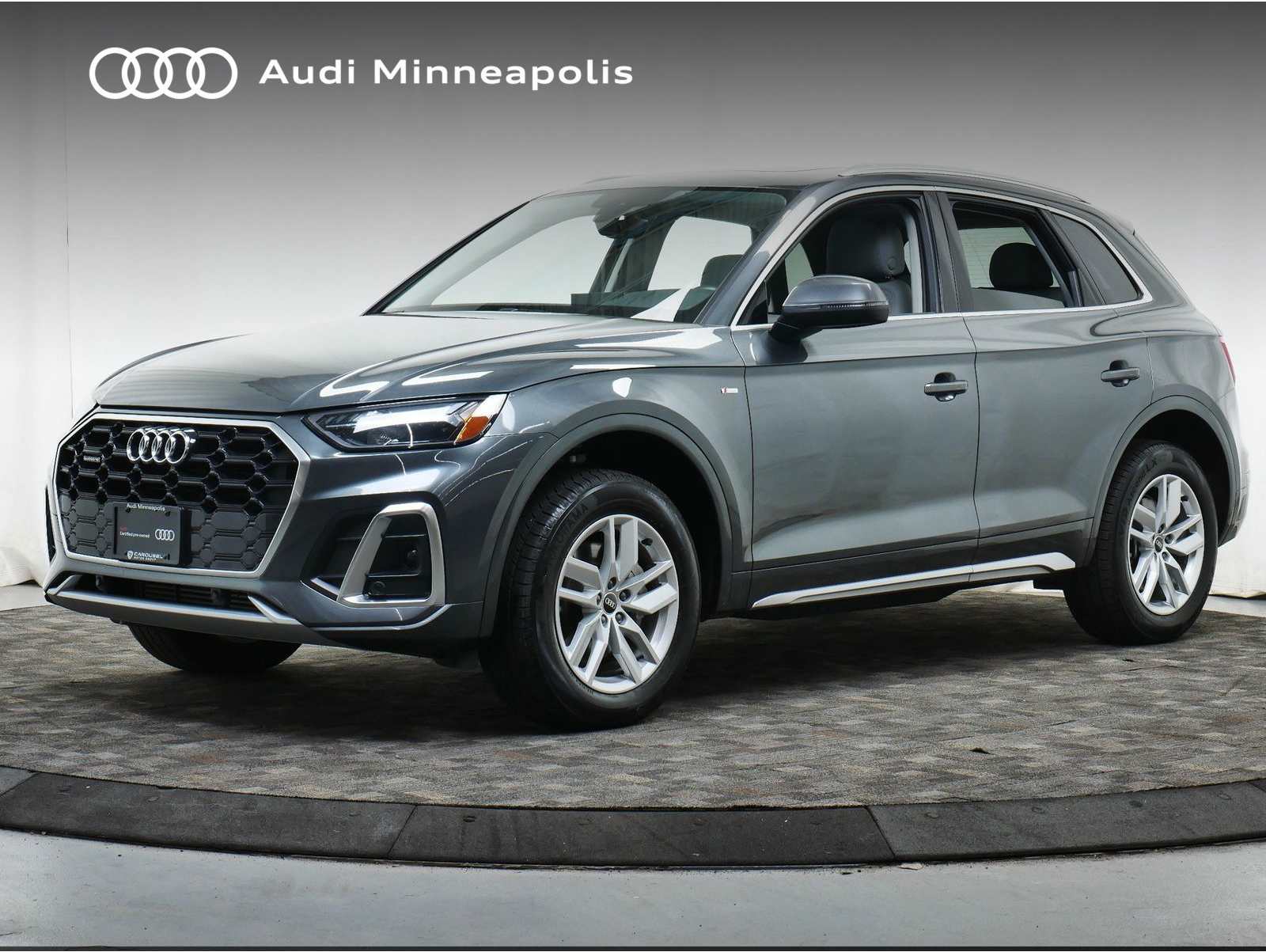 2022 Audi Q5 Premium's photo