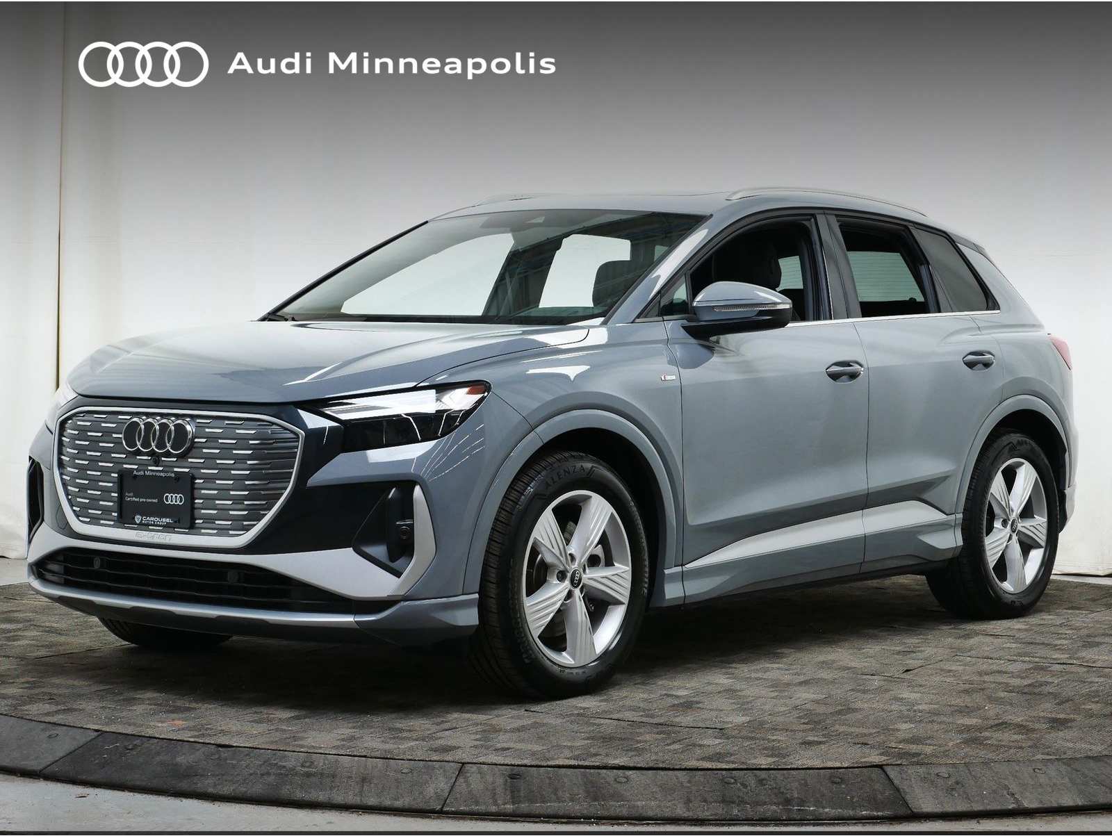 2024 Audi Q4 e-tron Premium's photo