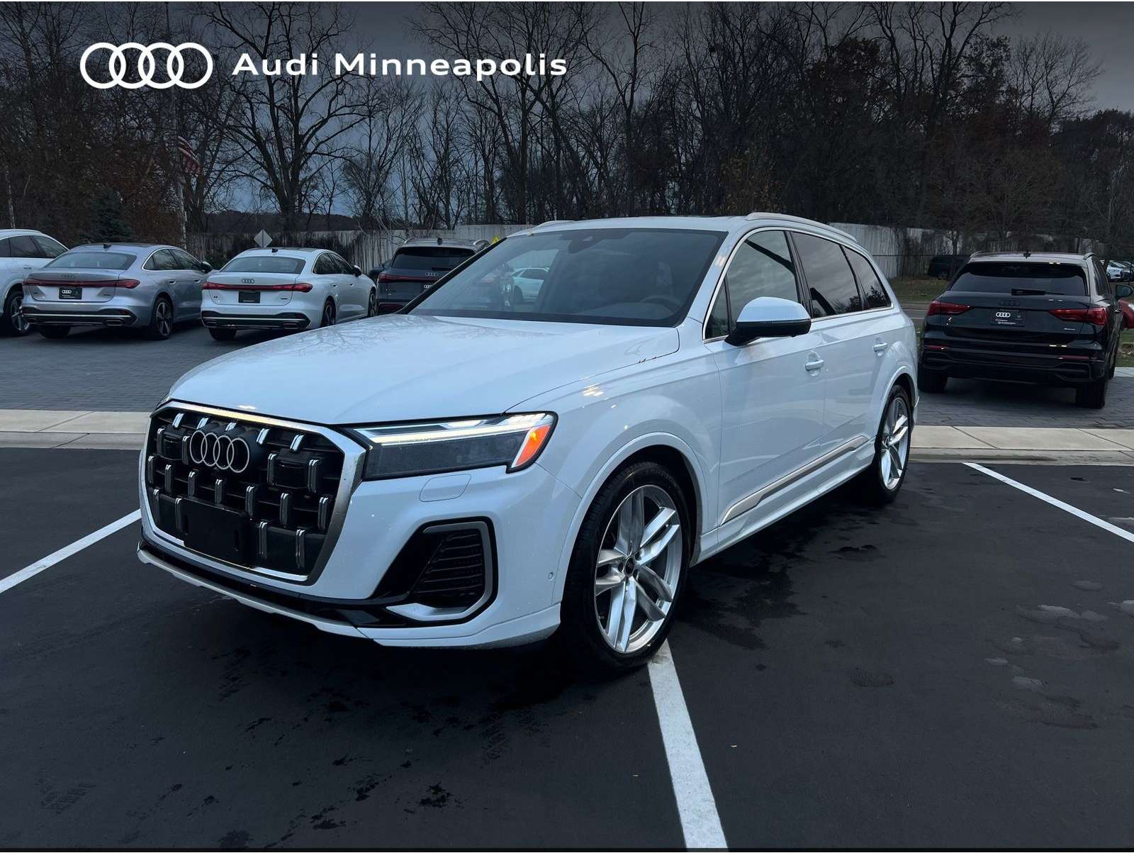 2025 Audi Q7 Premium Plus's photo