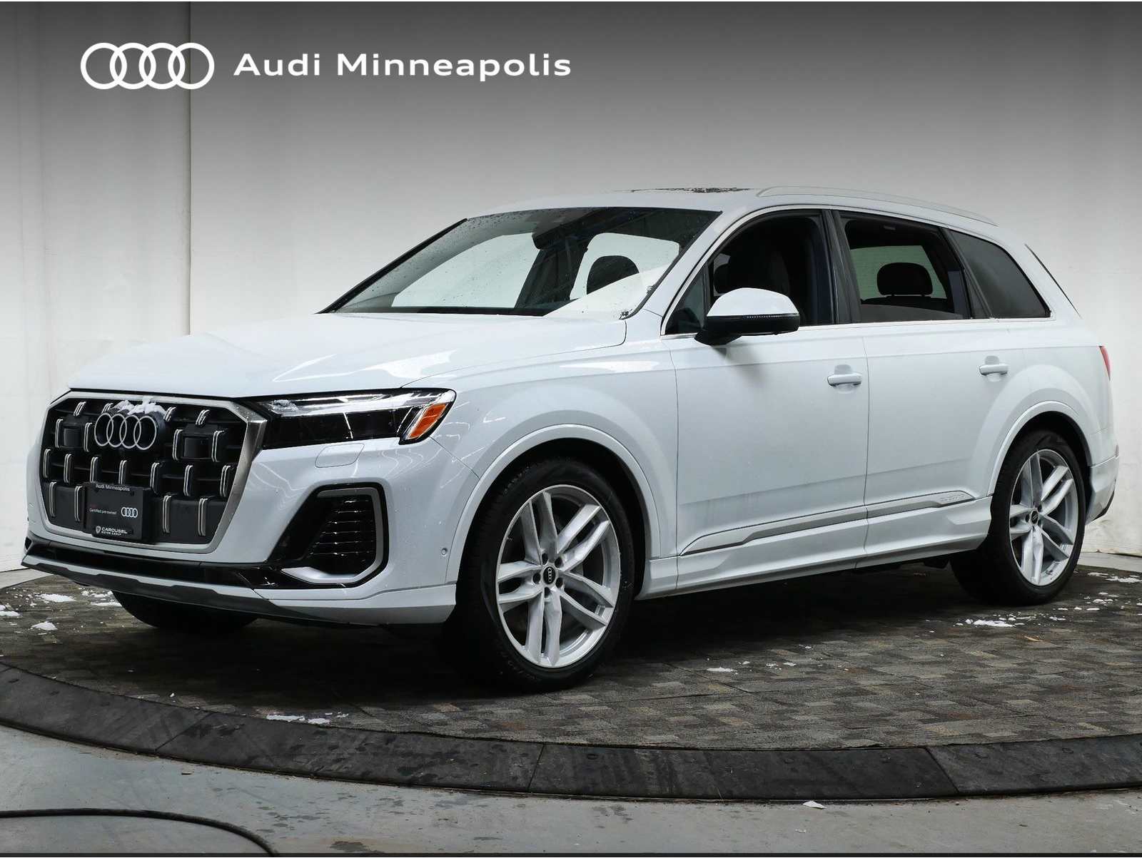 2025 Audi Q7 Premium Plus's photo