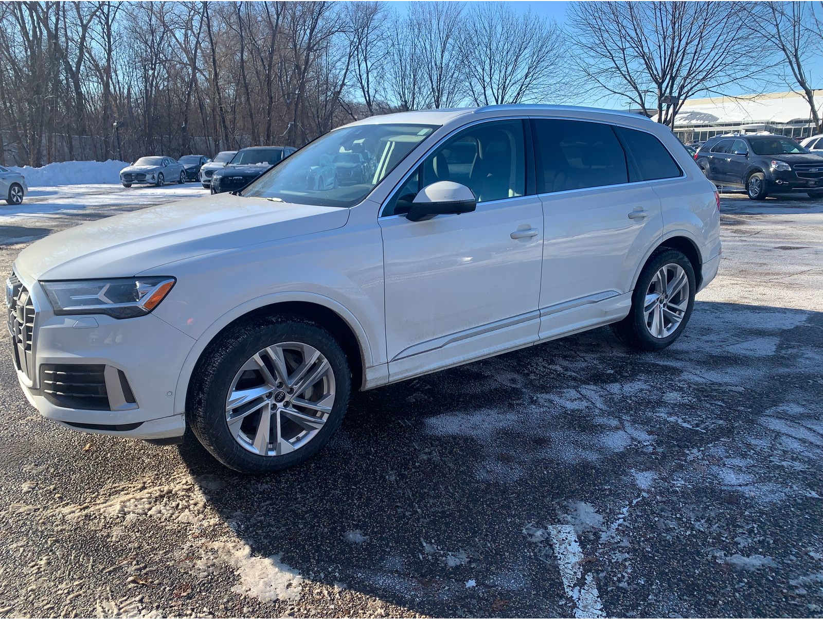 2023 Audi Q7 Premium Plus's photo