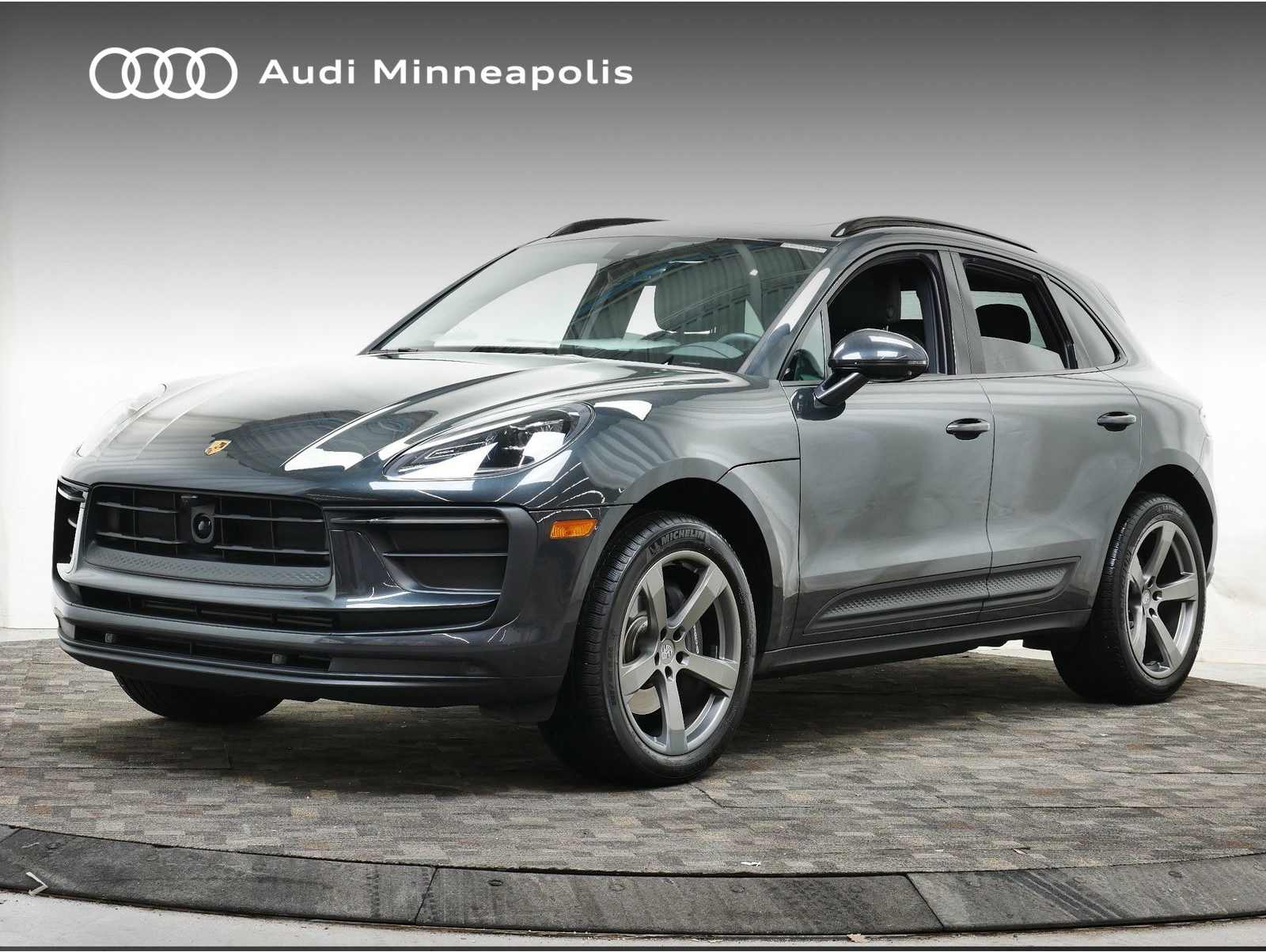 2023 Porsche Macan T