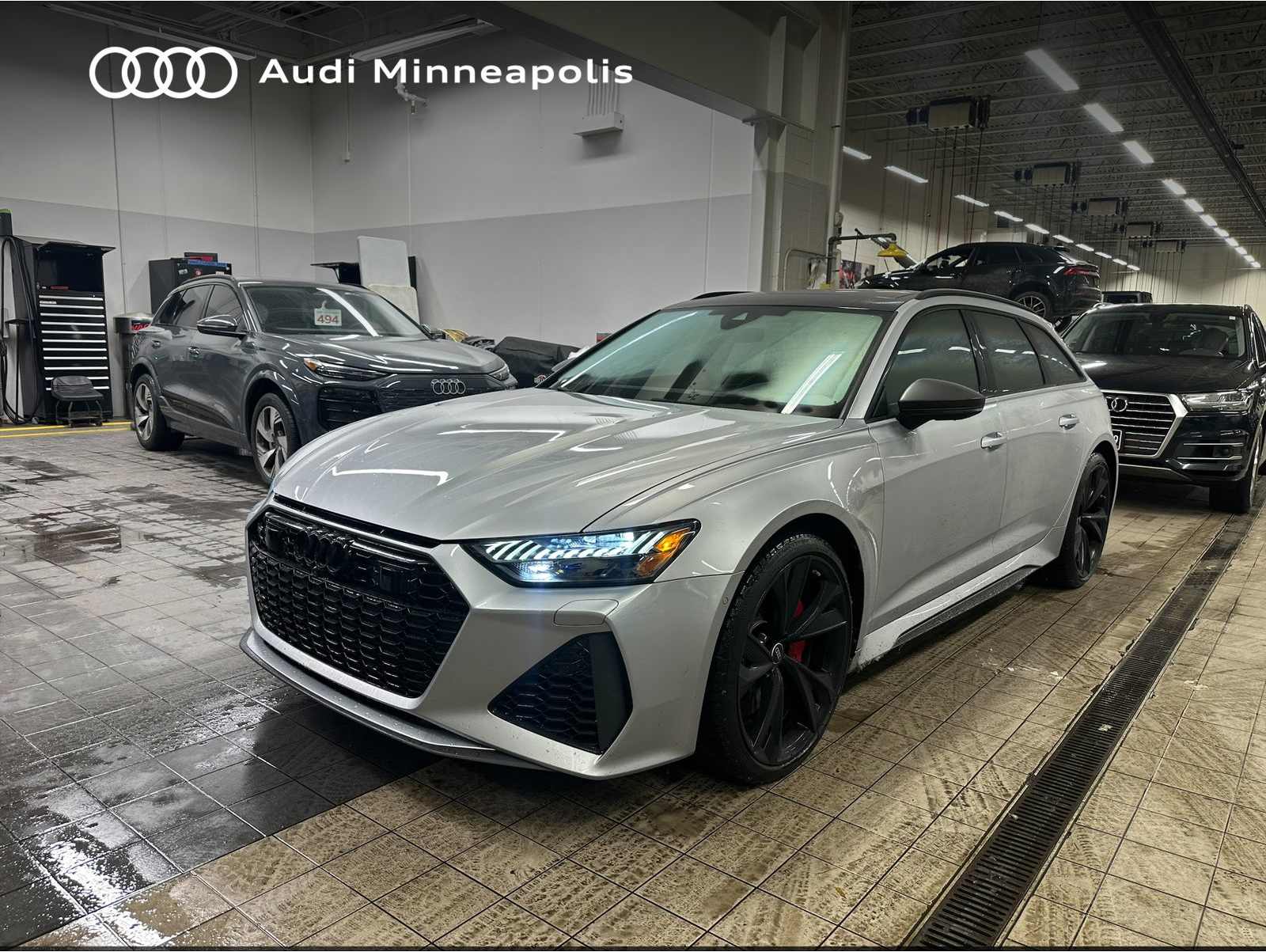 2025 Audi RS 6 Avant Base's photo