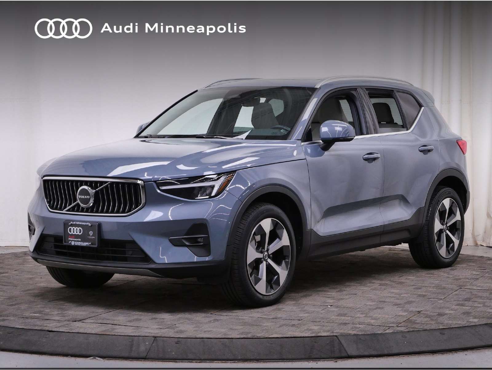 2023 Volvo XC40 Plus