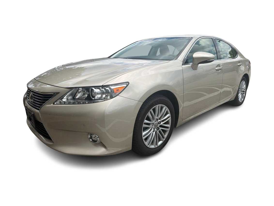 Thumbnail: 2015 Lexus ES - 1