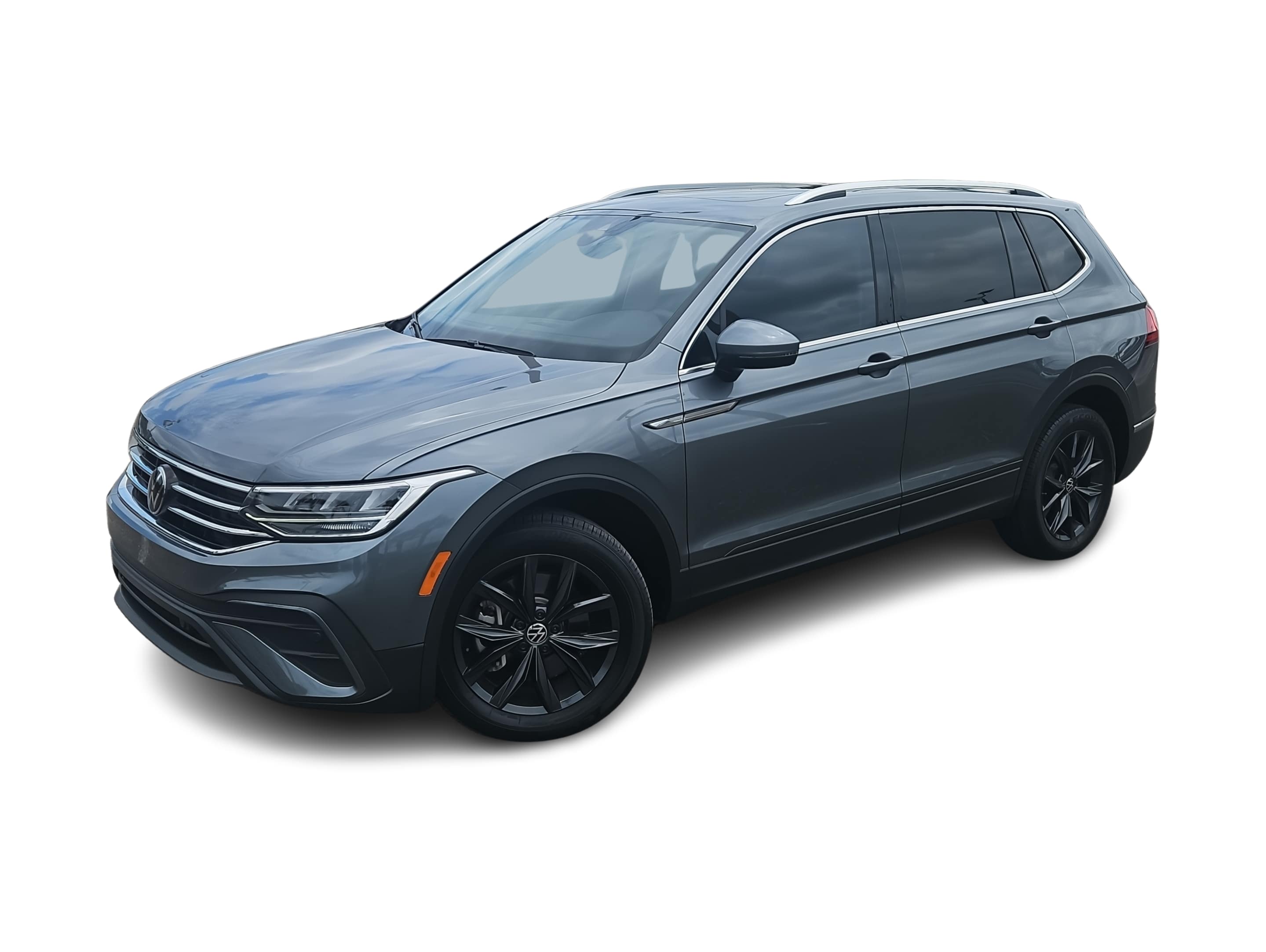 Thumbnail: 2024 Volkswagen Tiguan - 1