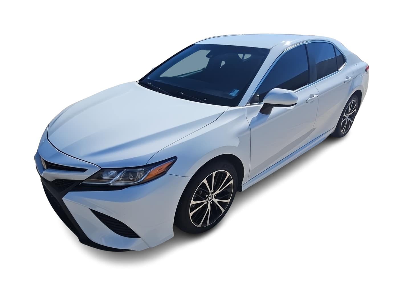 2018 Toyota Camry SE Hero Image