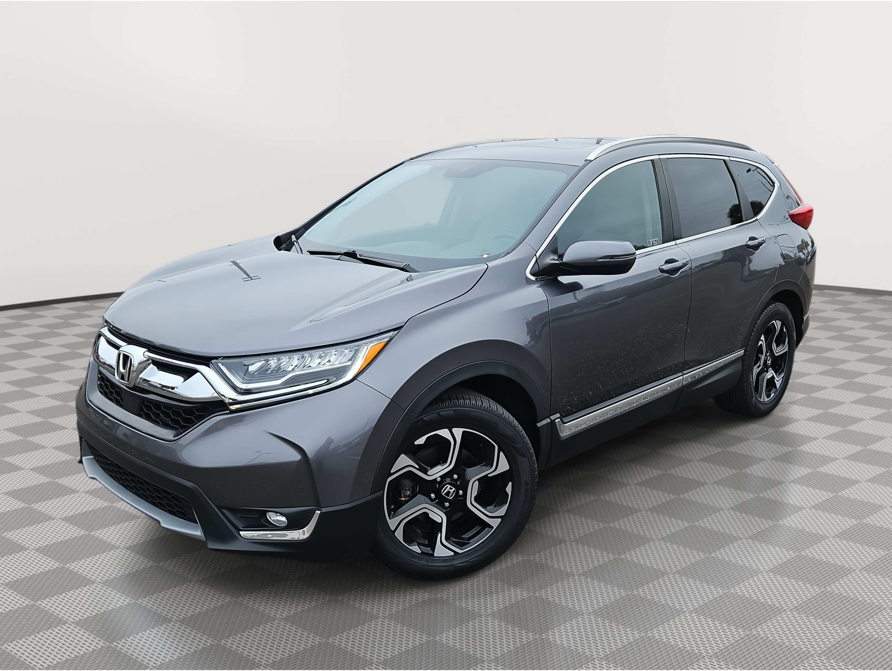 2018 Honda CR-V Touring's photo