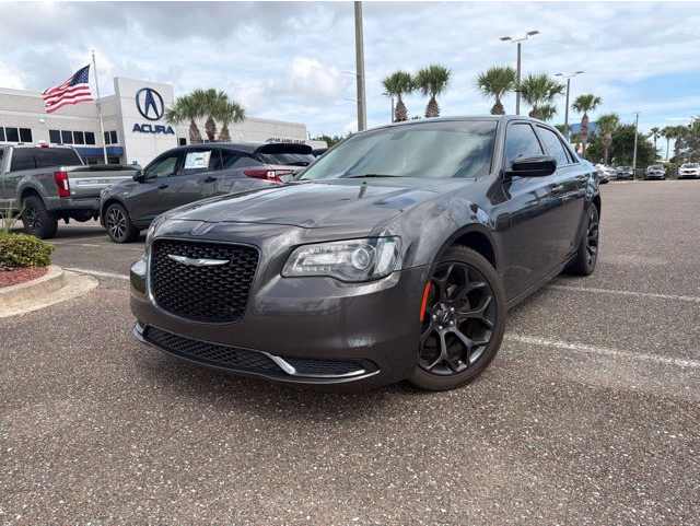 2019 Chrysler 300