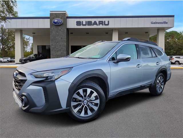 2025 Subaru Outback Touring's photo