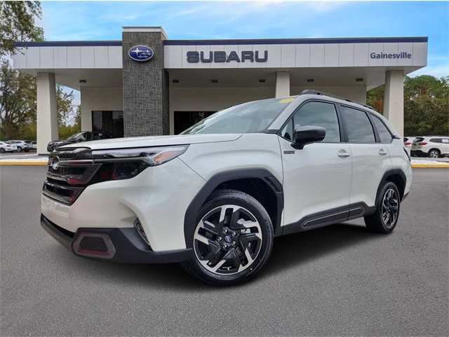 2025 Subaru Forester Limited's photo