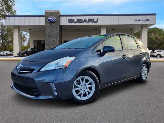 2012 Toyota Prius v Five