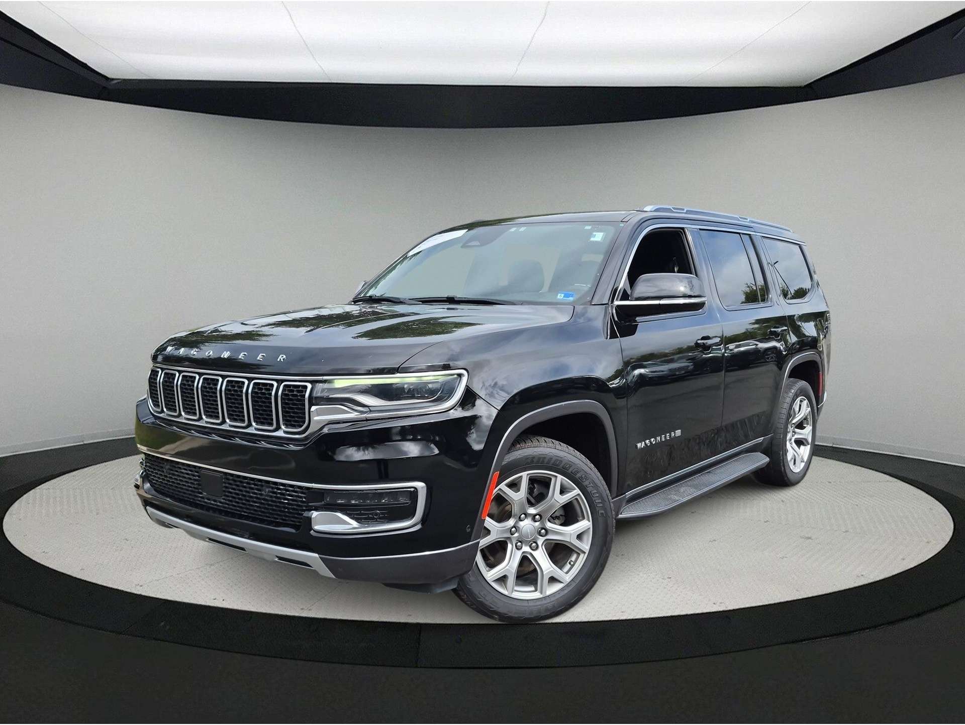 2022 Jeep Wagoneer