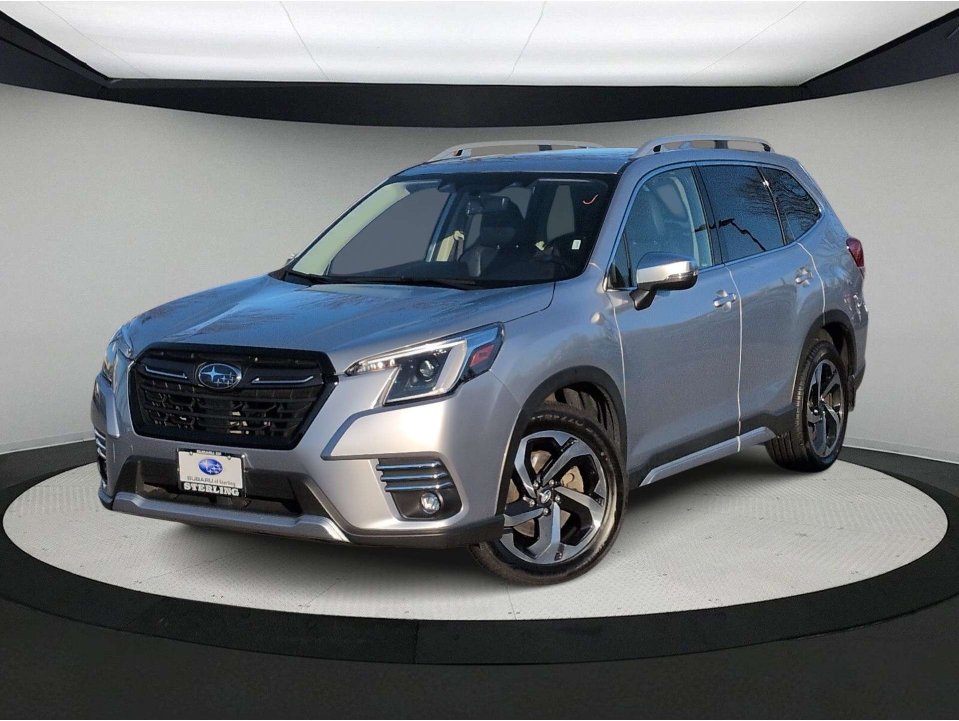 2023 Subaru Forester Touring's photo